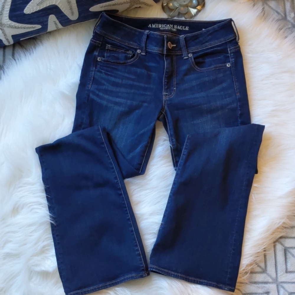 🛑 SOLD! American Eagle Super Stretch Kick Jeans - Picture 3 of 7